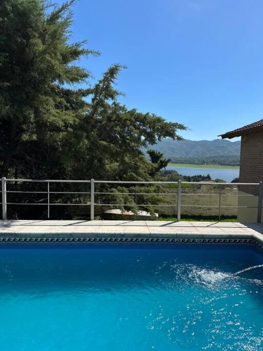 Casa vista panorámica al lago