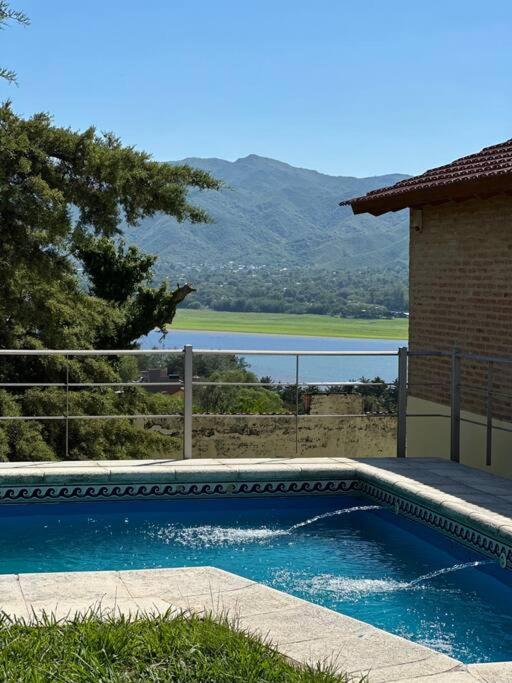 Casa vista panorámica al lago