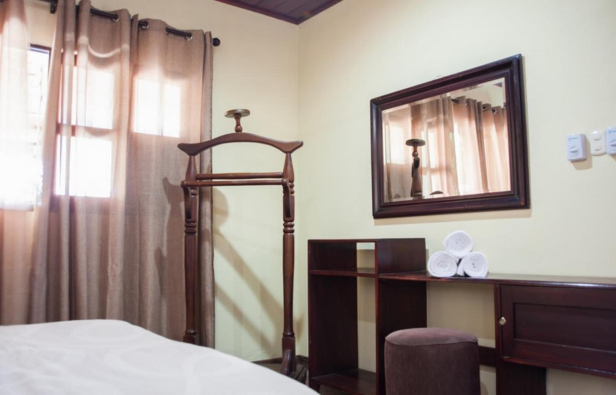 Hostal Santiago de Los Caballeros