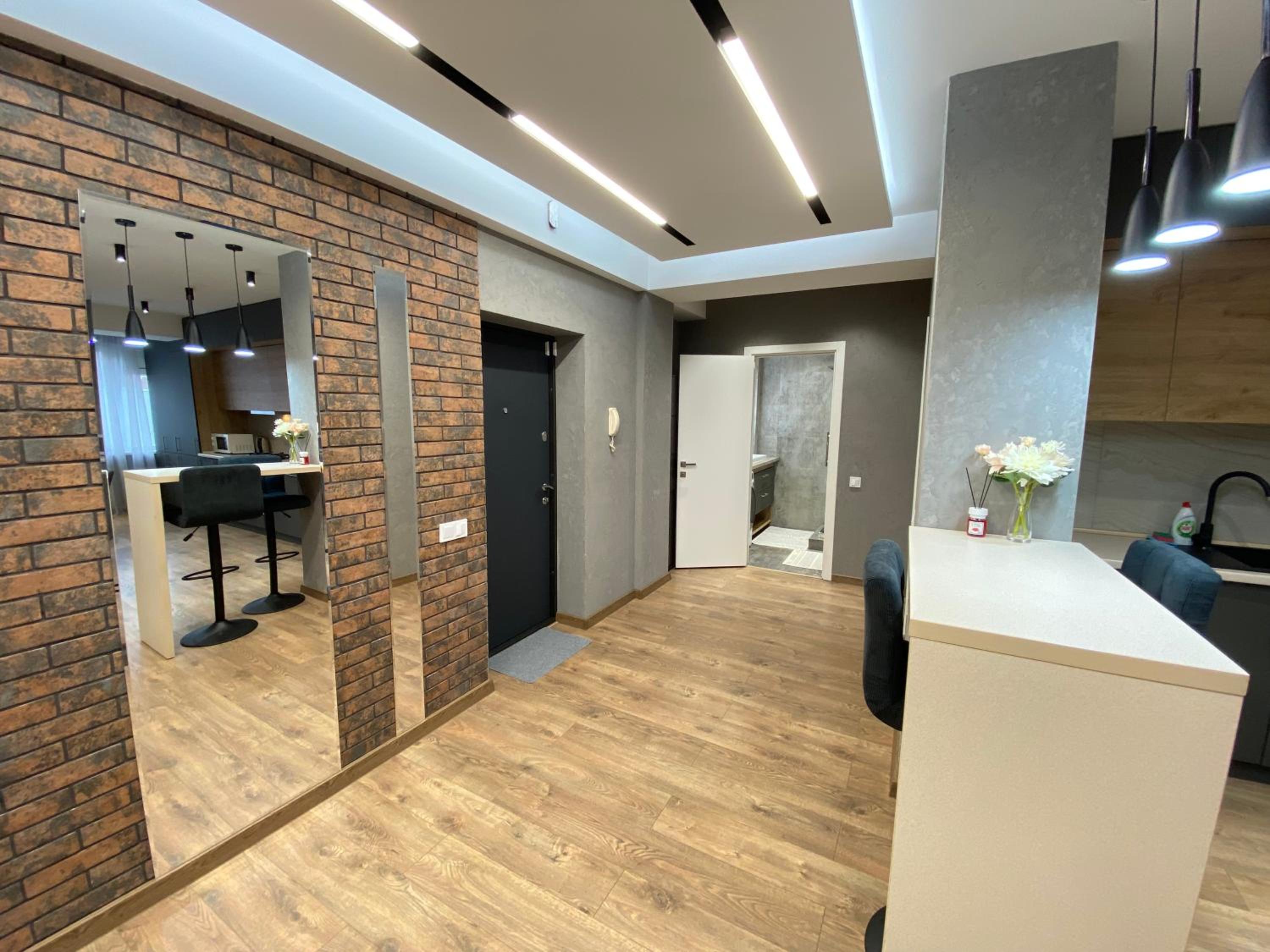 LARGE and MODERN APARTMENT in the CENTRE of CHISINAU