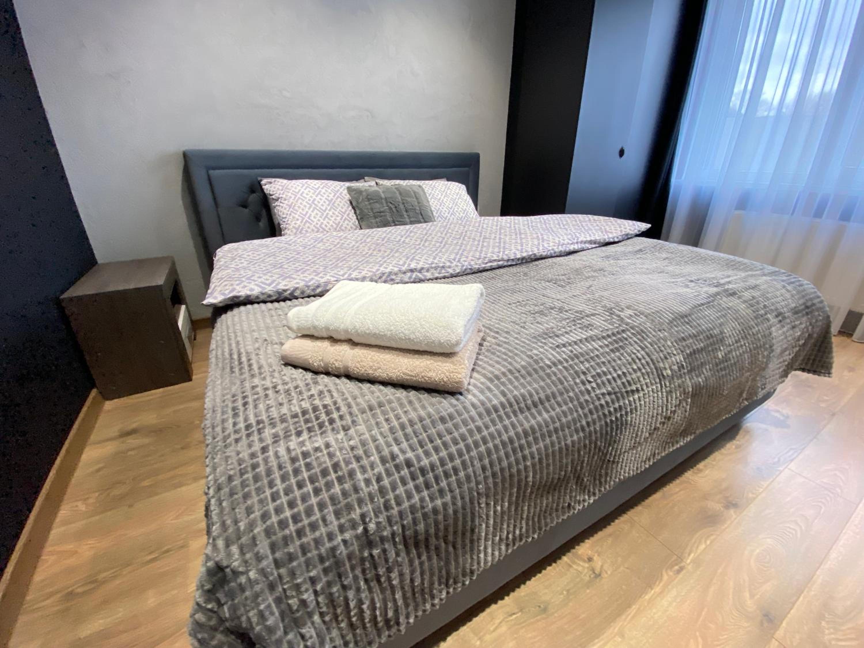 LARGE and MODERN APARTMENT in the CENTRE of CHISINAU
