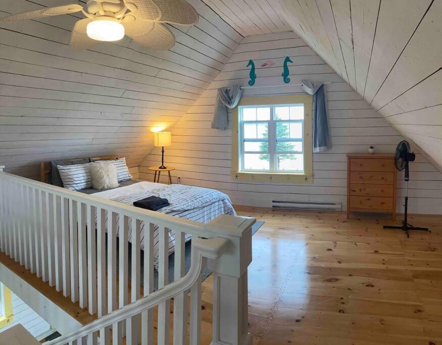 Sea Cliff Cottage
