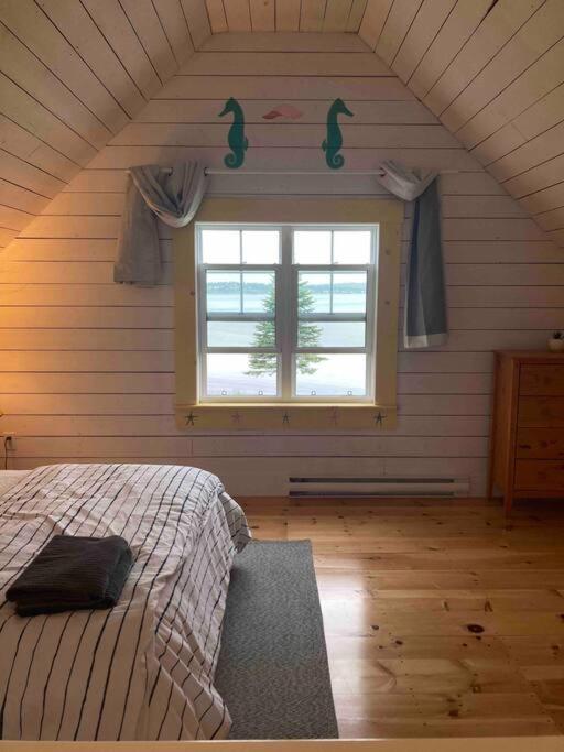 Sea Cliff Cottage