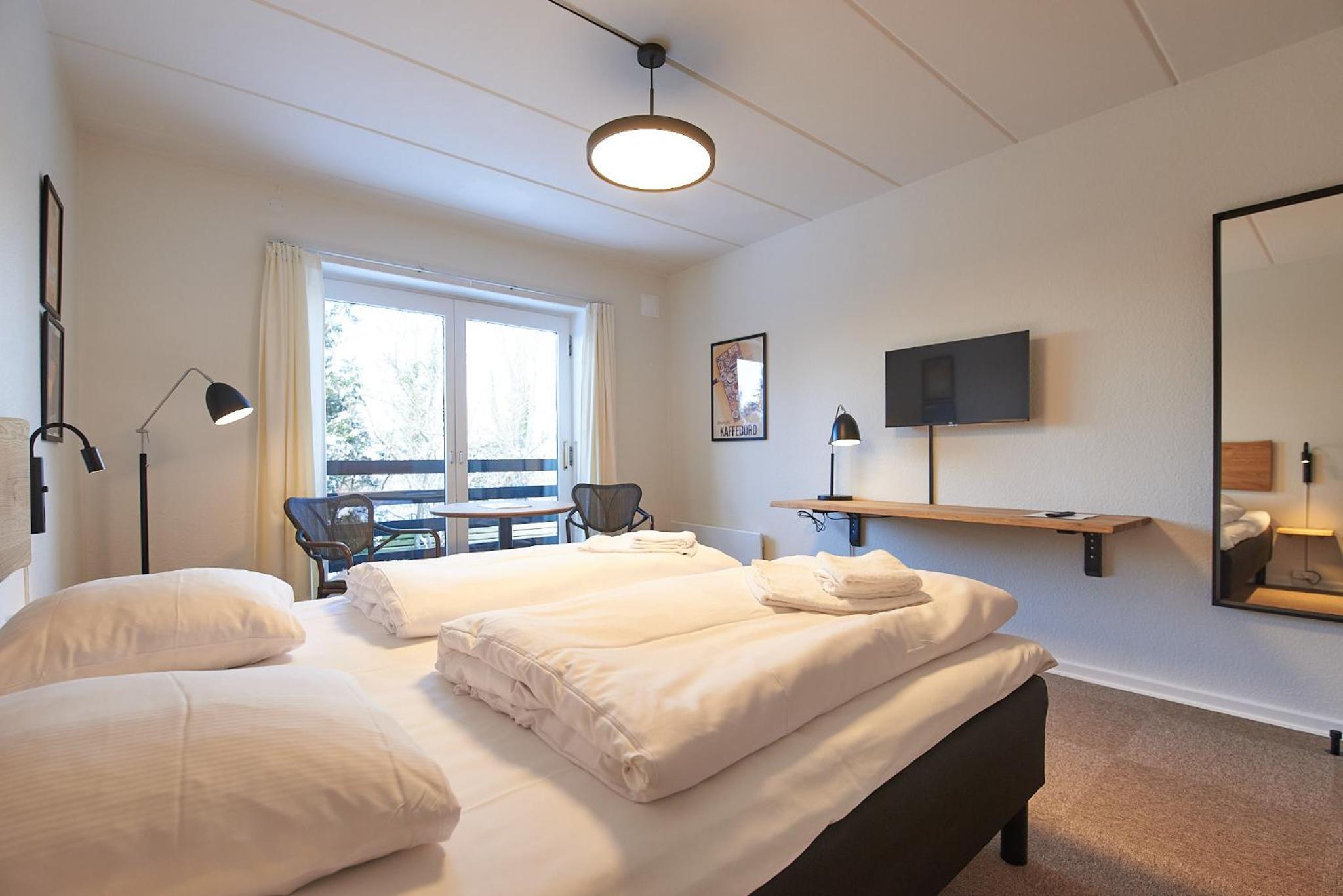 Motel Apartments