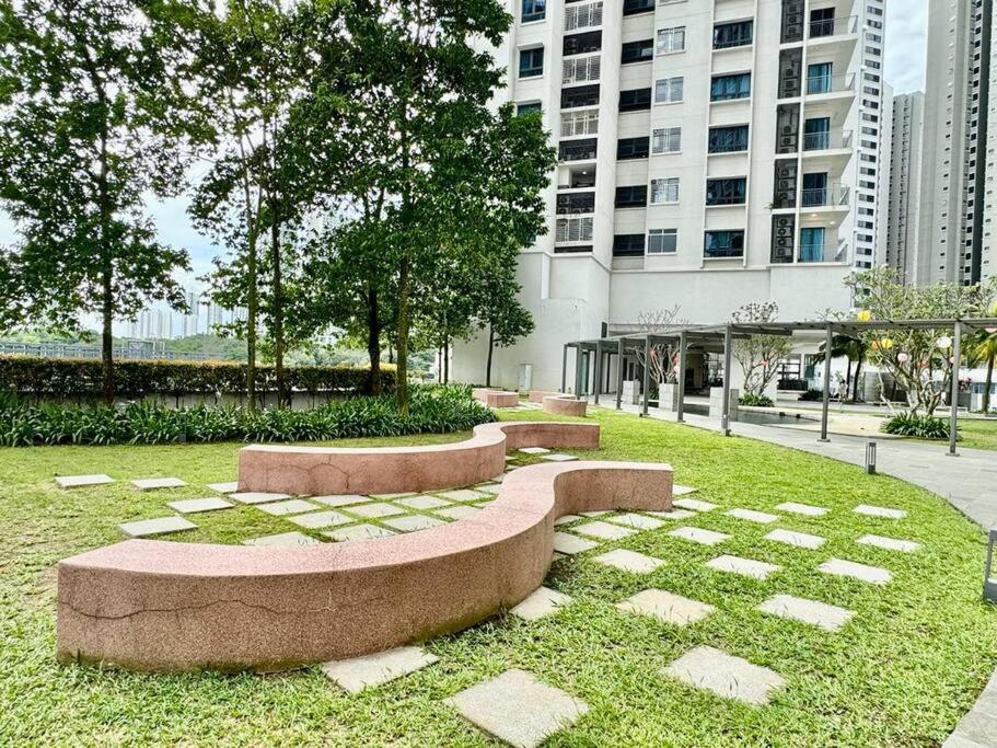 Service Apartment In Bukit Jalil