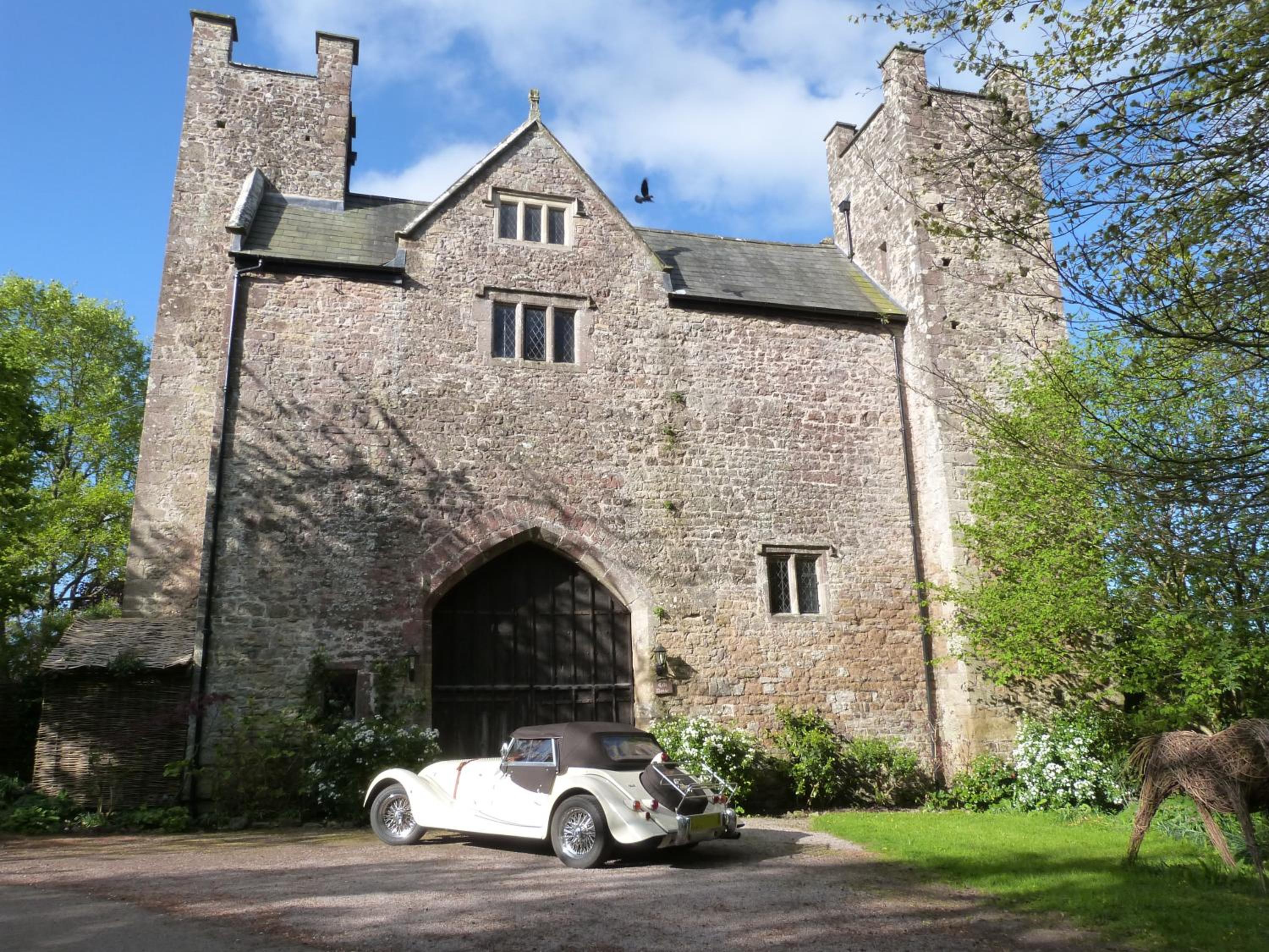 Welsh Gatehouse A Historic Castle Retreat that Welcomes Dogs and Electric Vehicles view 2