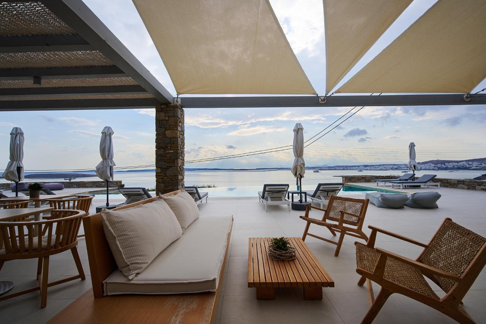 Kymo Luxury Suites Paros