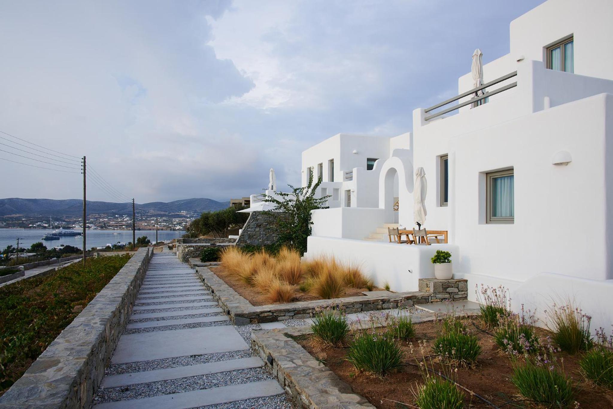 Kymo Luxury Suites Paros