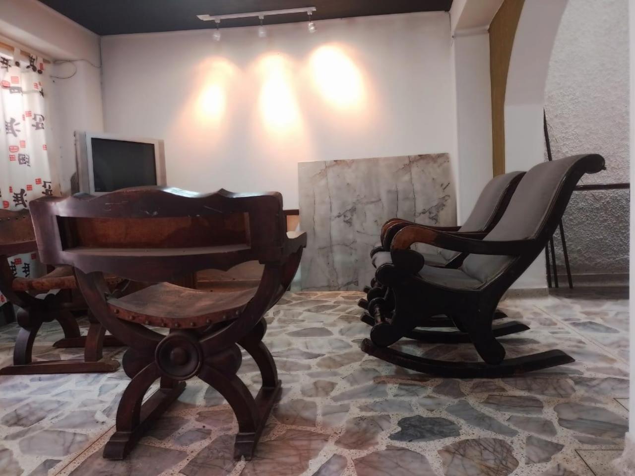 Casa de alojamiento Las Guacamayas Medellín