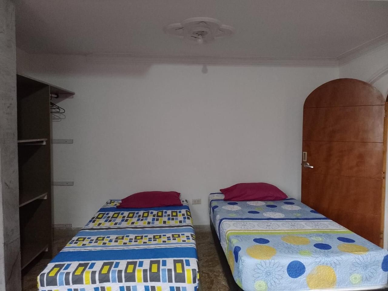 Casa de alojamiento Las Guacamayas Medellín