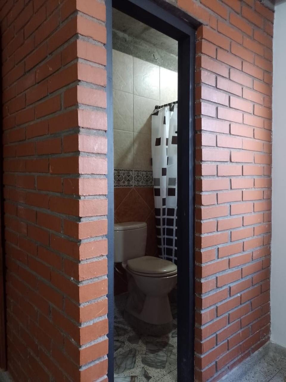Casa de alojamiento Las Guacamayas Medellín