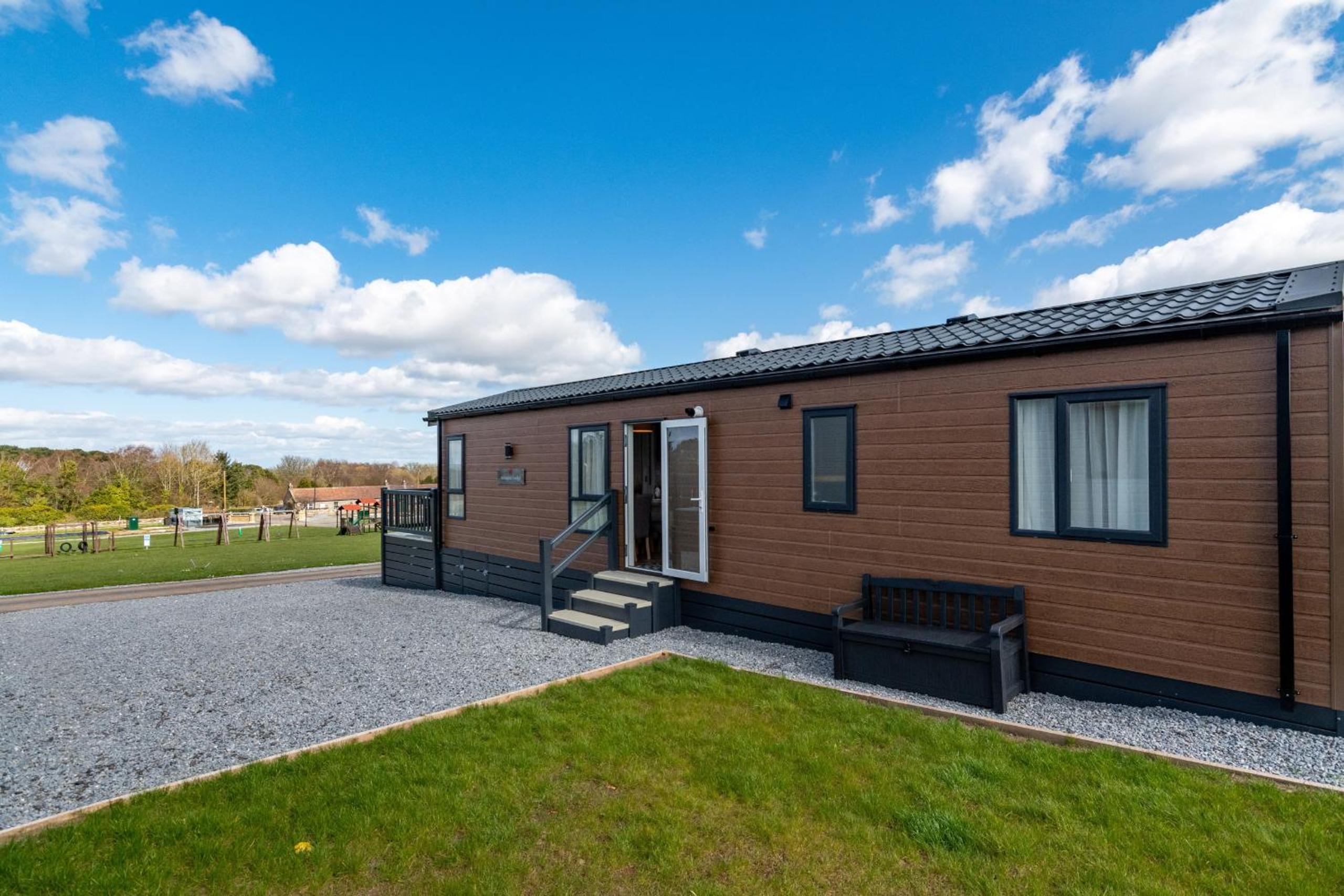 Lodge No 7 - St Andrews Lodge Park