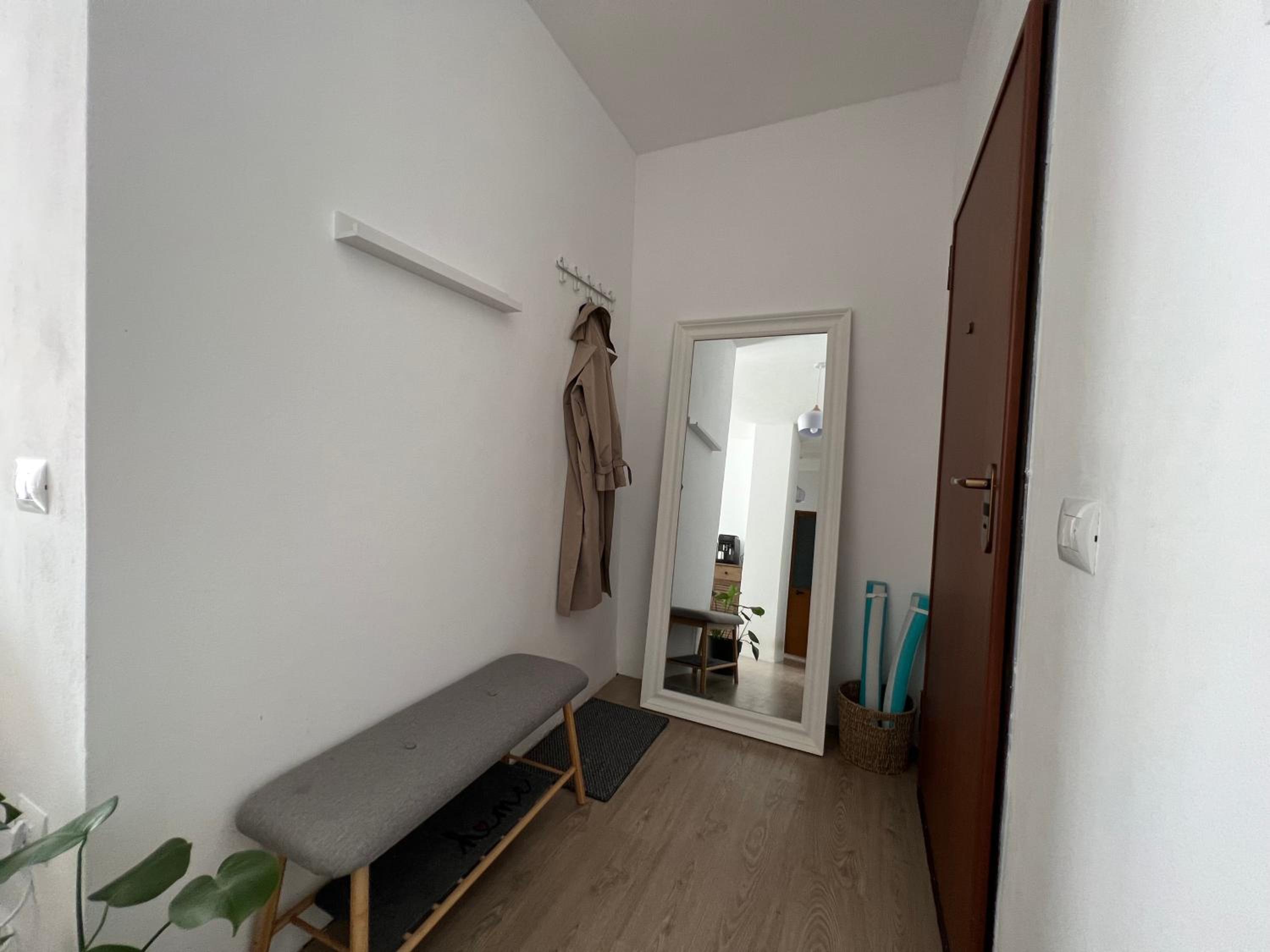 Cherry Apartment
