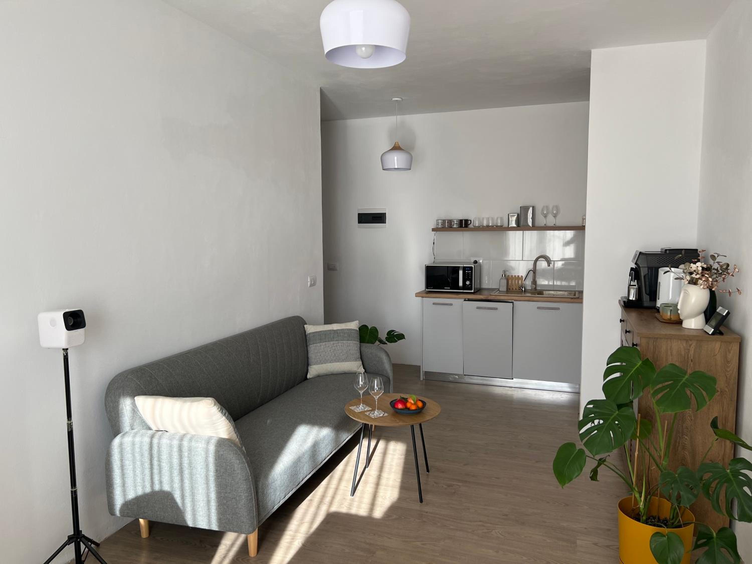 Cherry Apartment