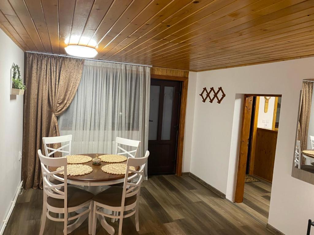 Guest House Urlătoarei - Bușteni