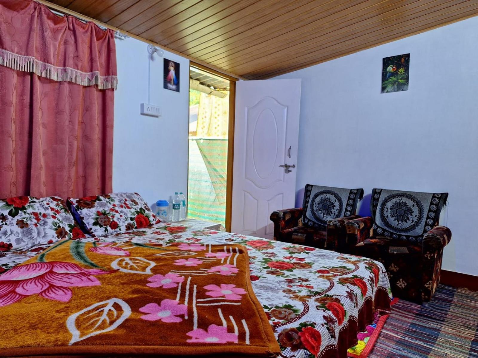 Sunny Elenjickal Homestay Munnar