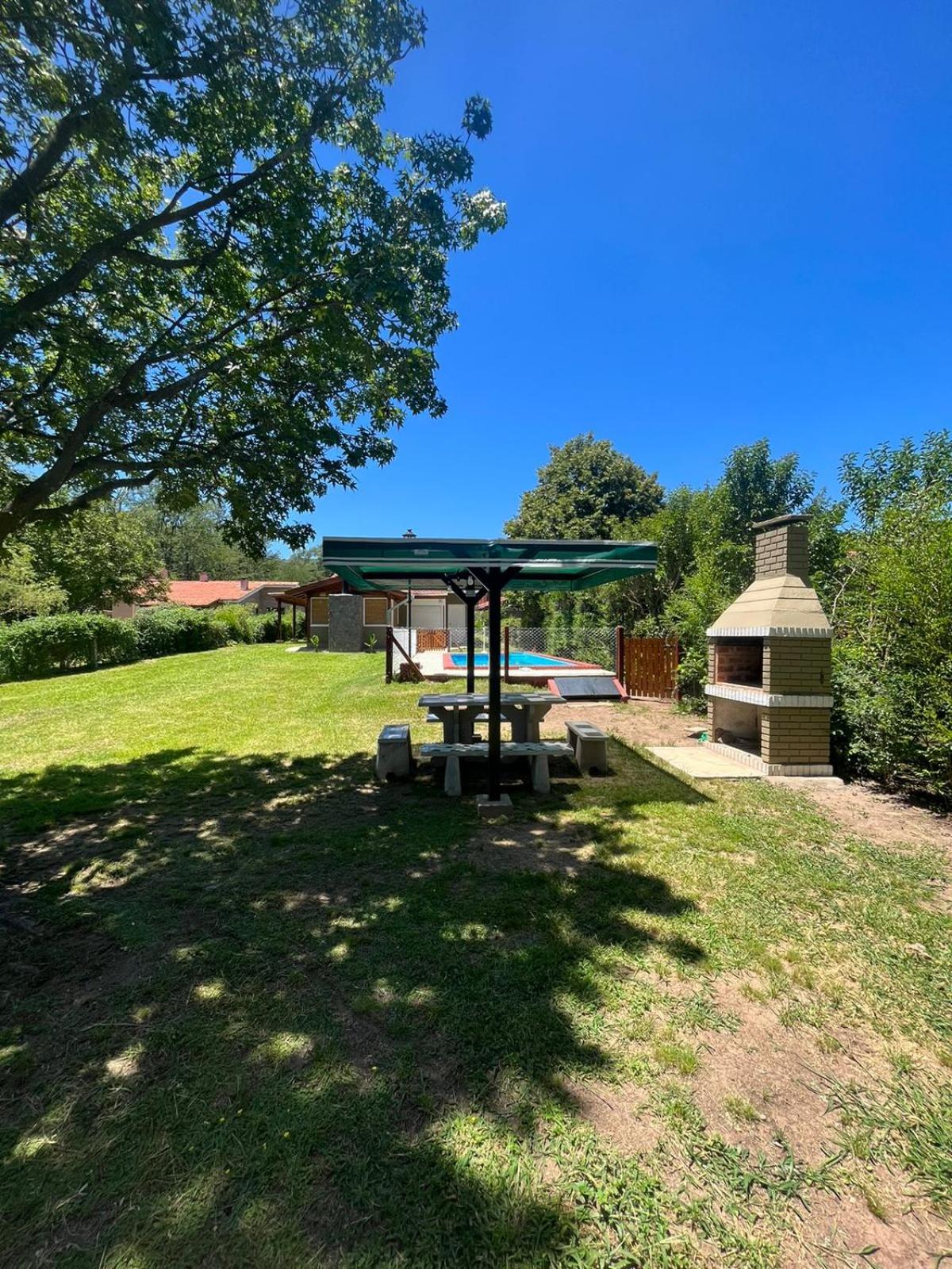 Entre Algarrobos