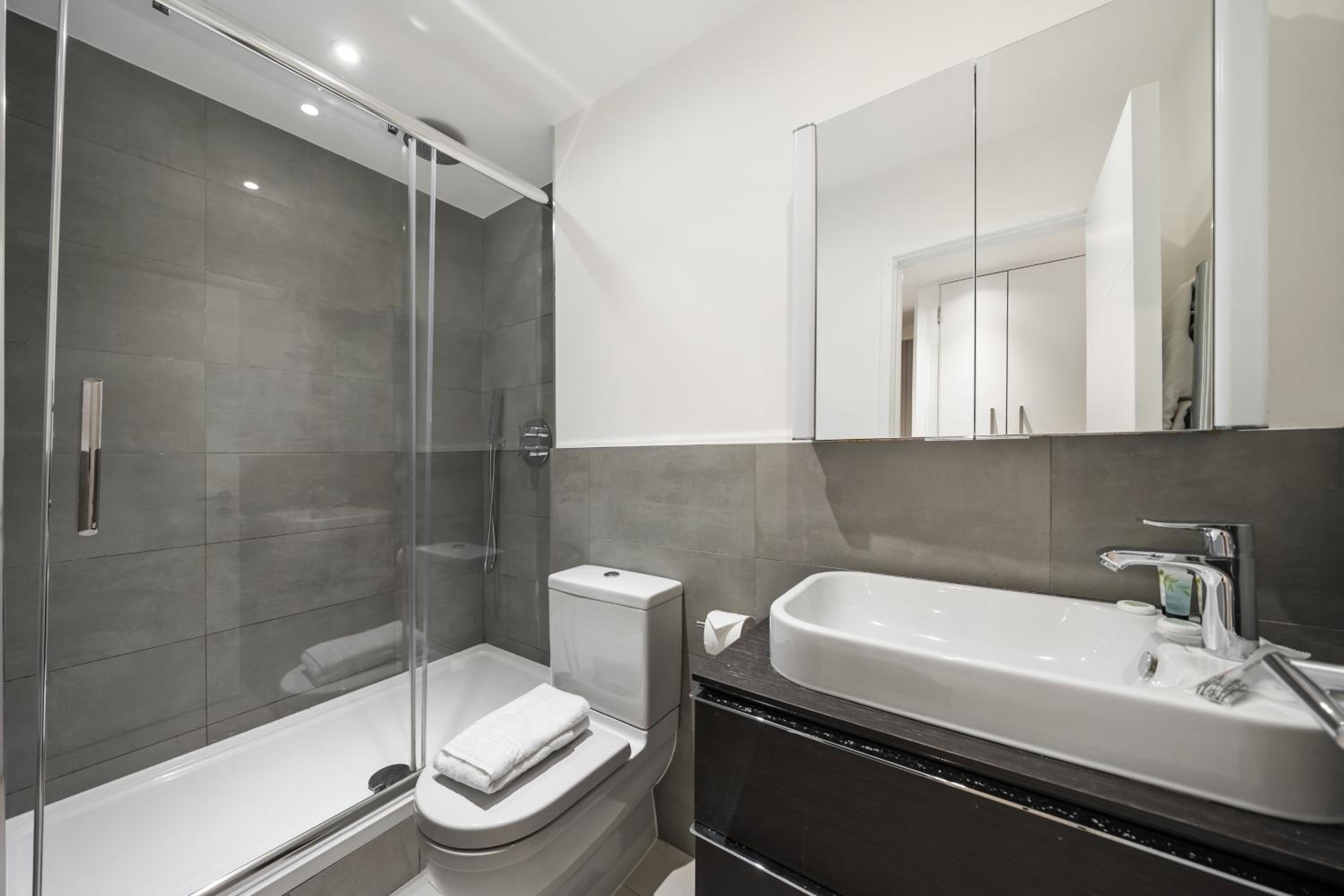 Modern 1 Bed Apartment Camden