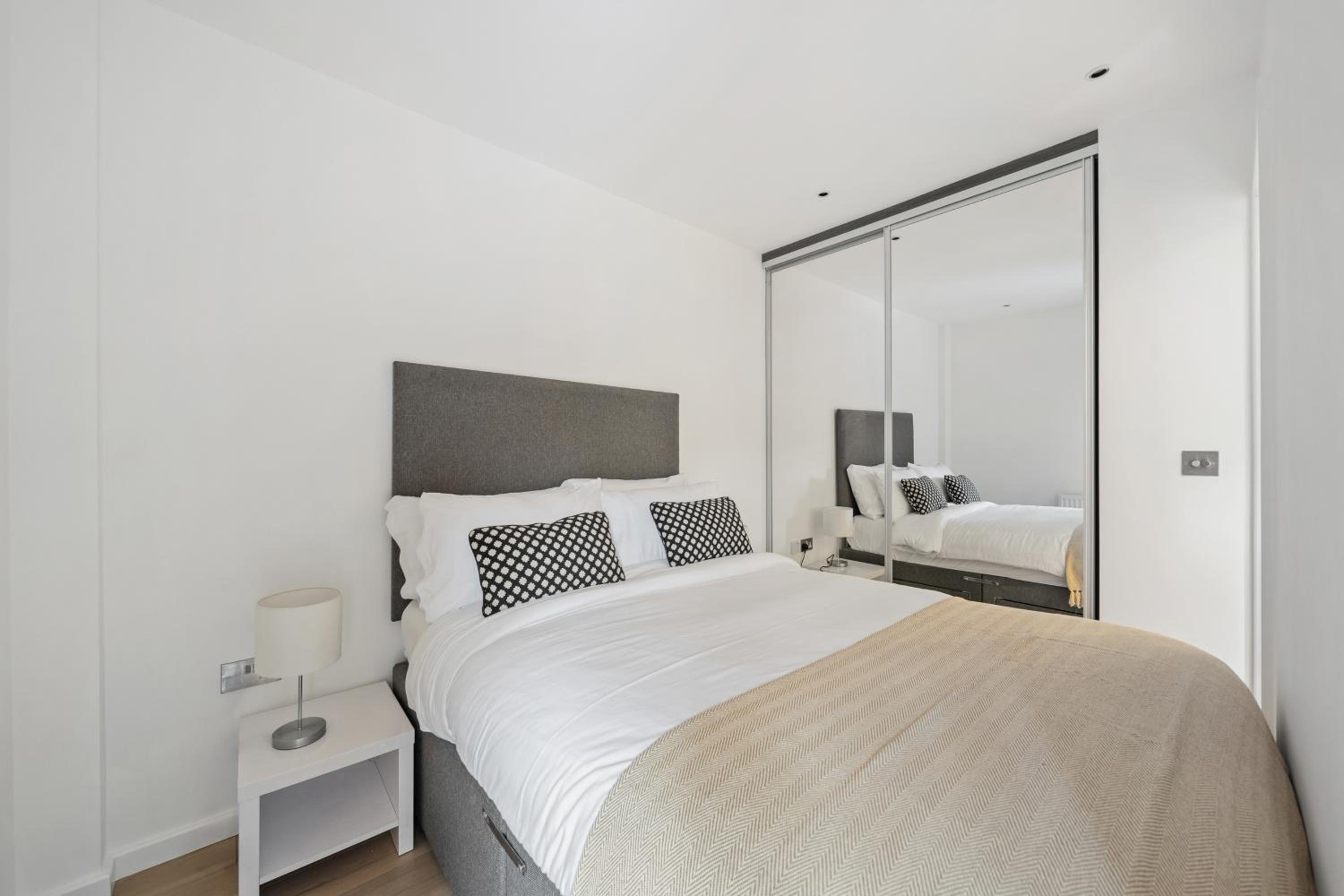 Modern 1 Bed Apartment Camden