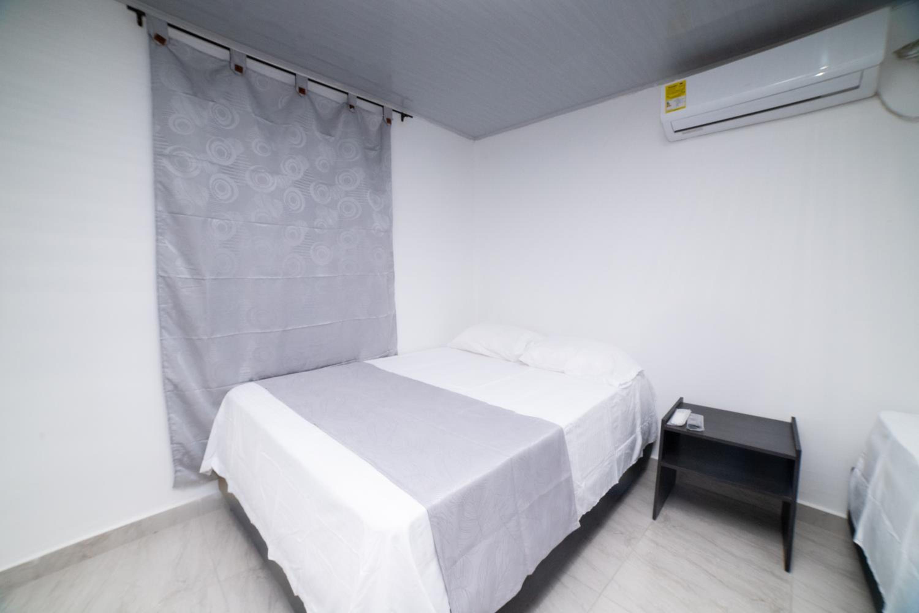 Hotel Santa Marta Tropical