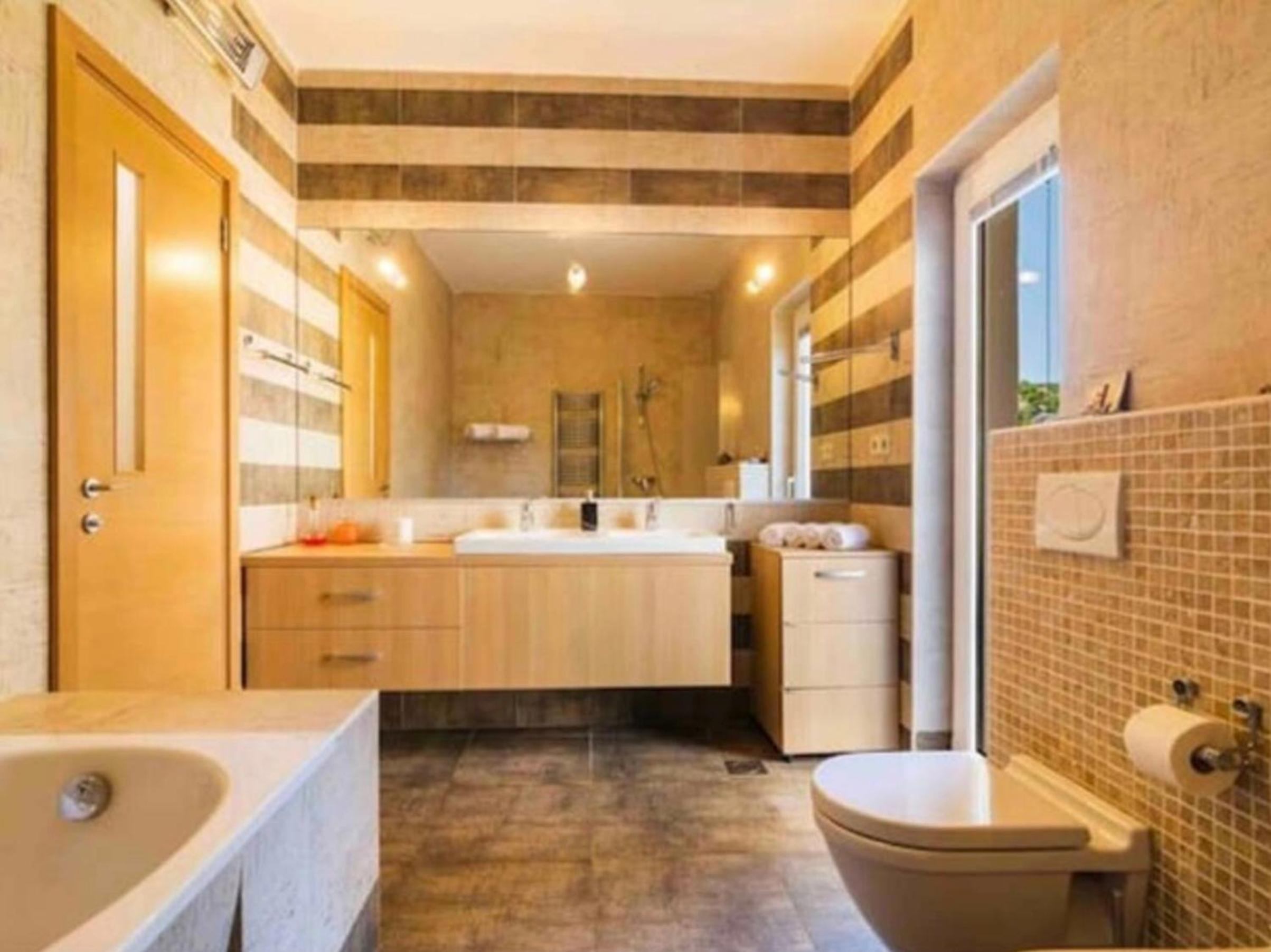 Design&Art Seafront Villa view 5