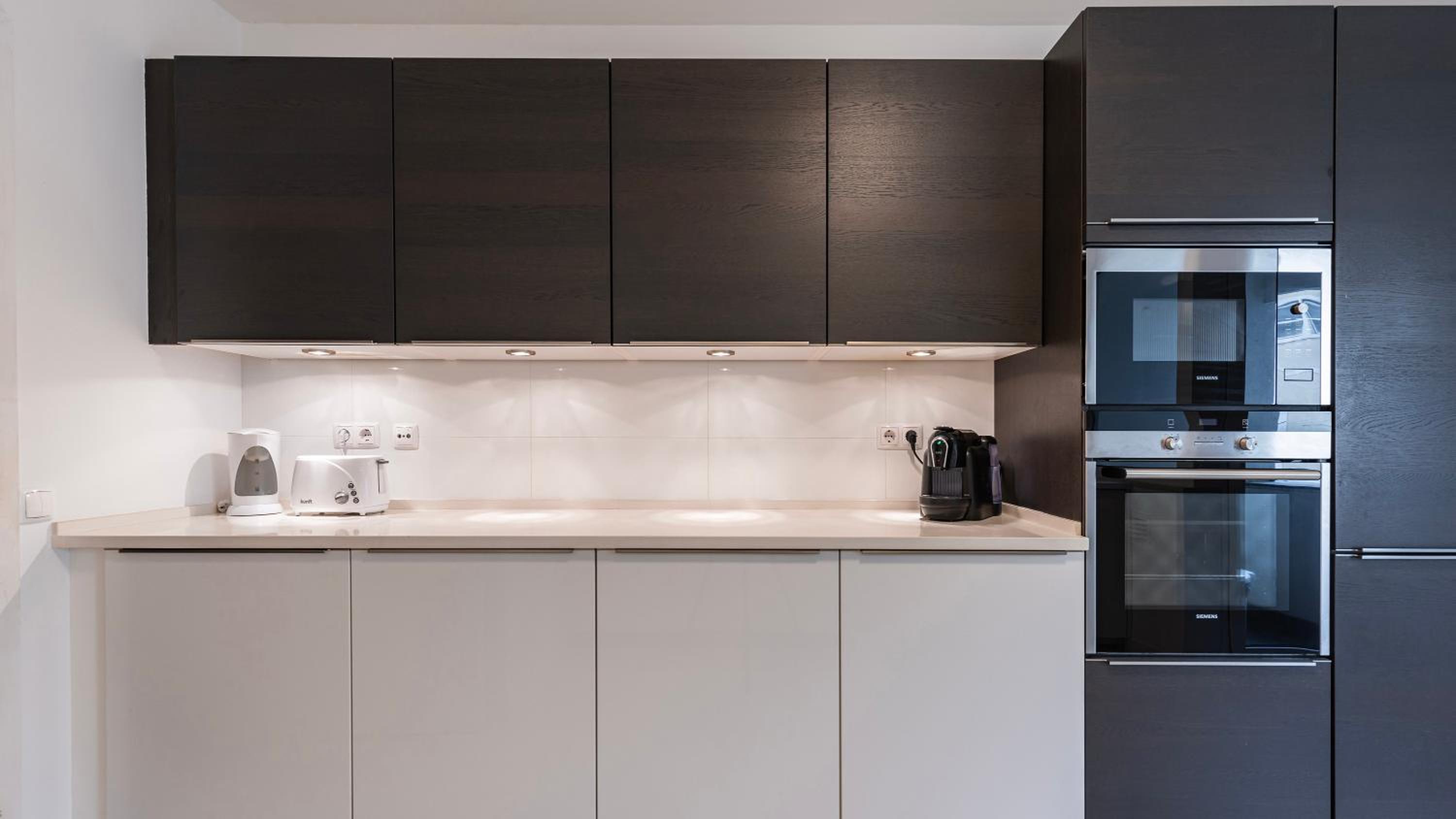 Classy 3BDR Property by LovelyStay