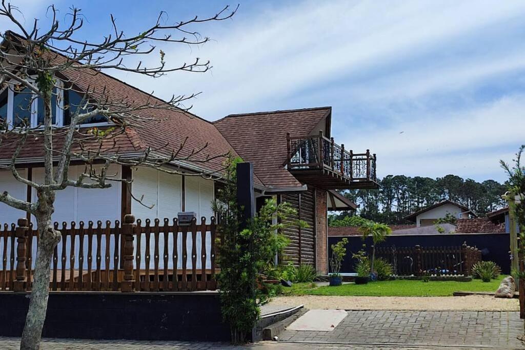 Deslumbrante Casa Frente Lagoa