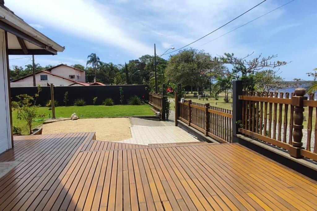 Deslumbrante Casa Frente Lagoa