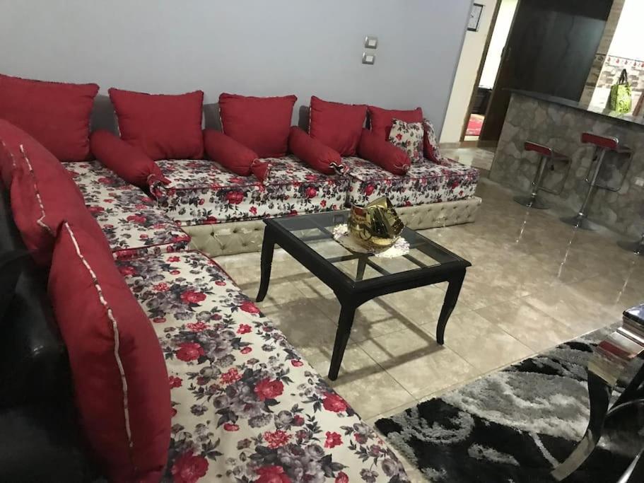 Lovely 3-bedroom rental unit.cozy and friendly