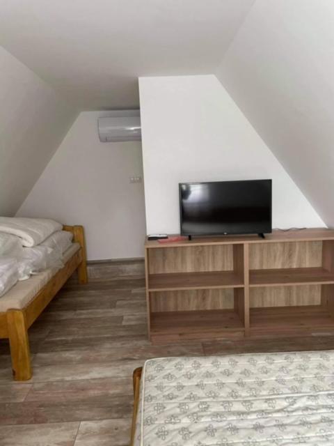 Tópart Nyaralóház Gyékényes