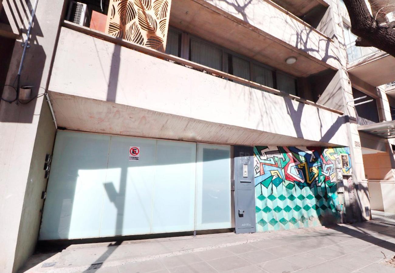 RentUp - Refugio urbano en Palermo con balcon y piscina