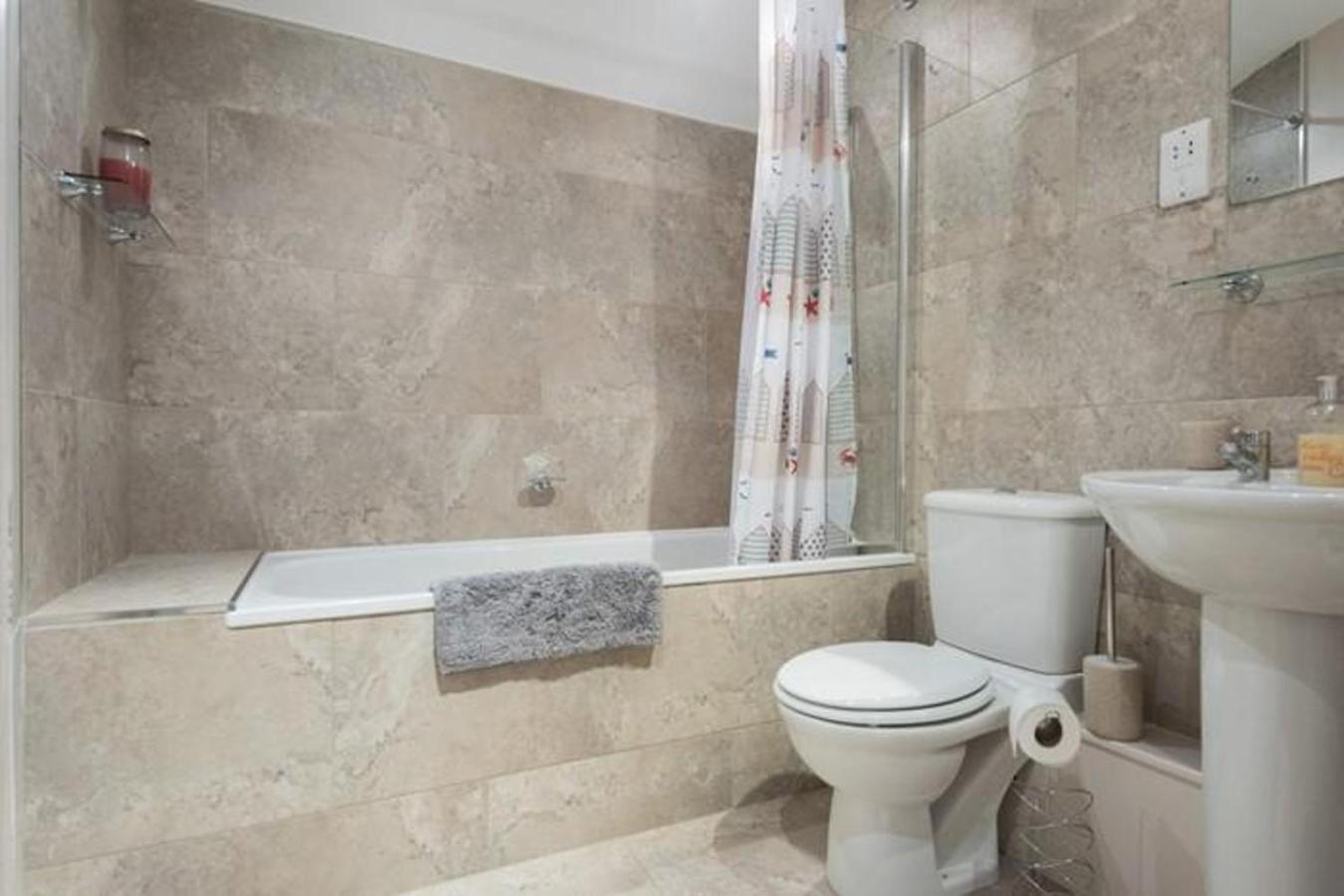 Stone's Throw - 2 Bed Apartment Centre of Falmouth