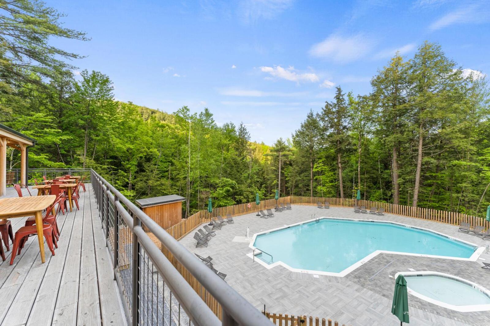 Huttopia Lake George - Adirondacks view 4