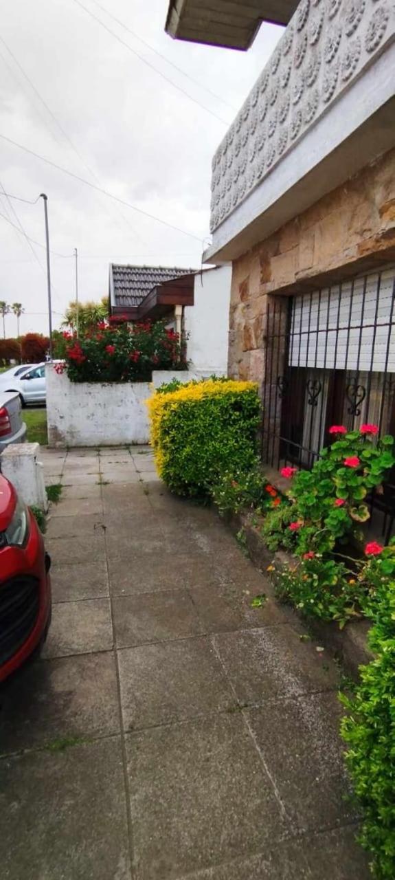 Casa, quincho, garage y parque.apta 10 personas