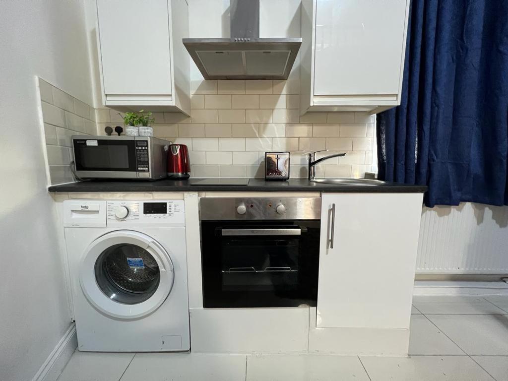 Modern studios Malvern Road