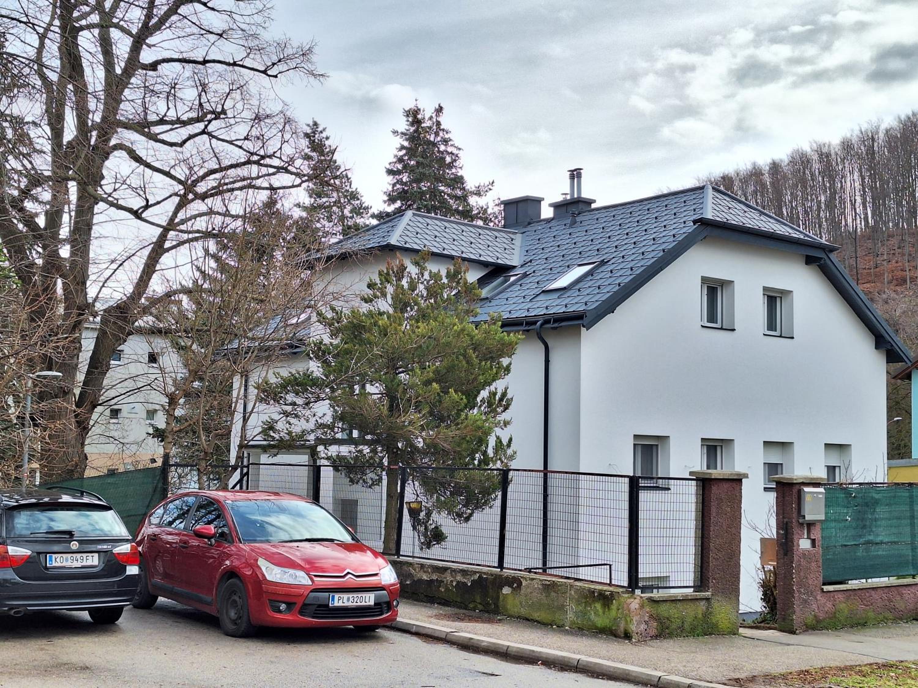 65m2 Apartment near Vienna - Up to 6 Guests - Self Check-in - Free Parking