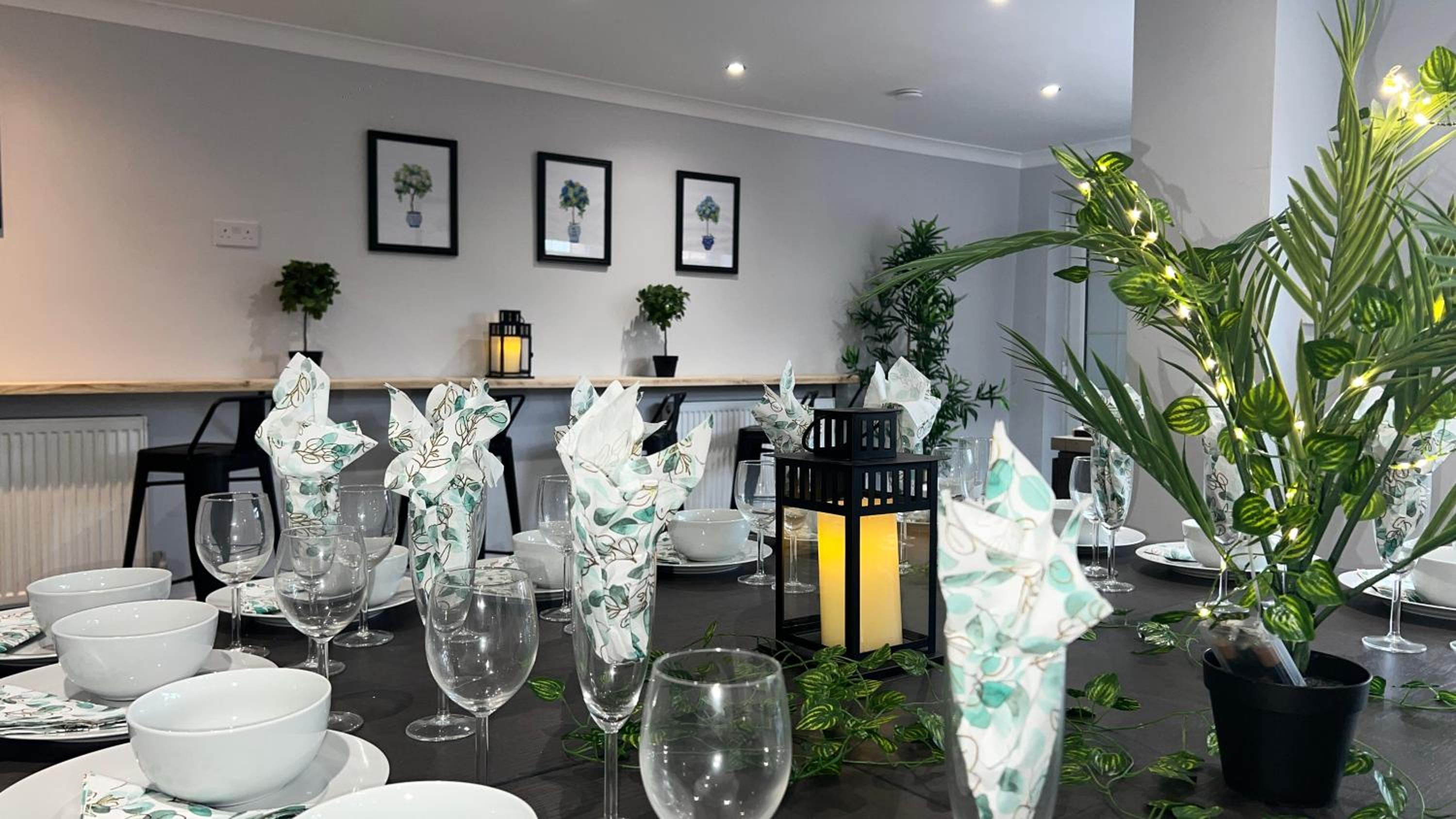 Hotel The Cheshire Gathering - Sleeps Up To 30 With Hot Tub