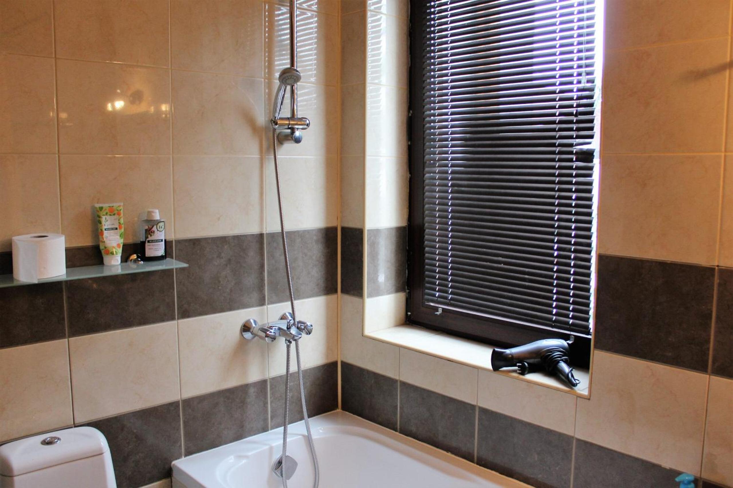 Fully Equipped Studio 50m from the slopes - Borovets, Flora Residence, Tulip 06