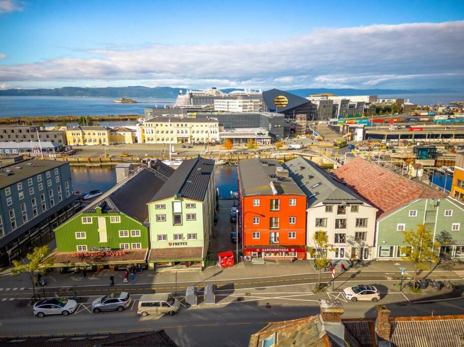Studio apt in city centre view 4