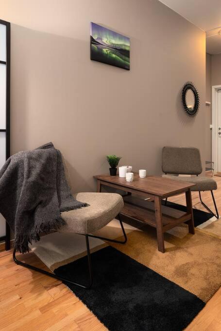 Studio apt in city centre view 5