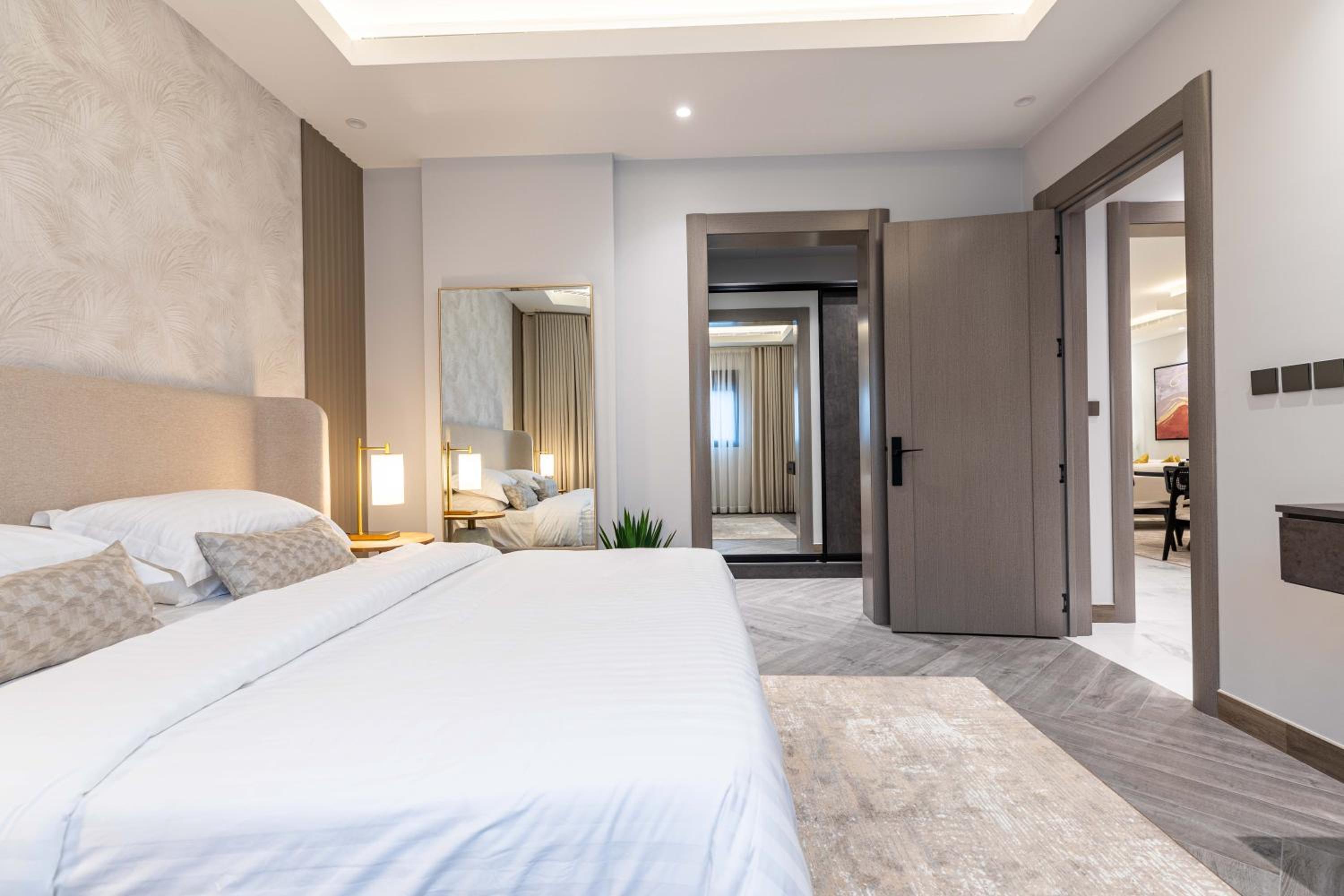 Al Yasmin Apartment
