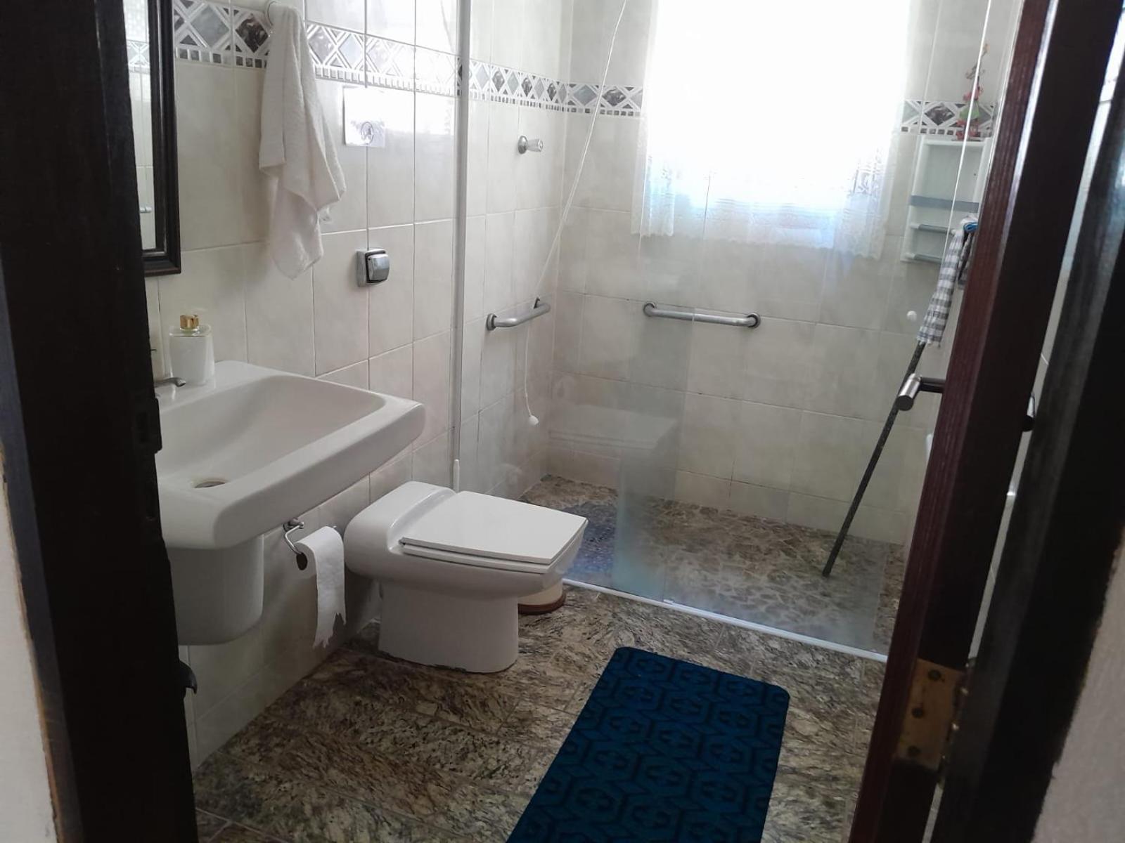 Casa Família Silva próximo ao Santuário Nacional