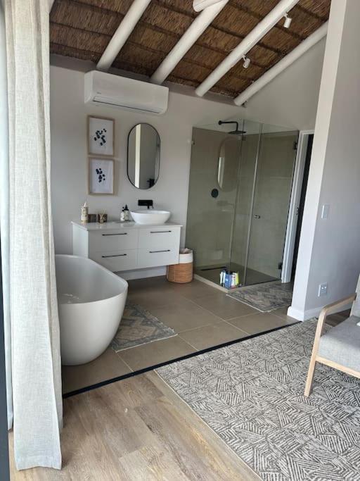 Laid back luxury canal house view 4