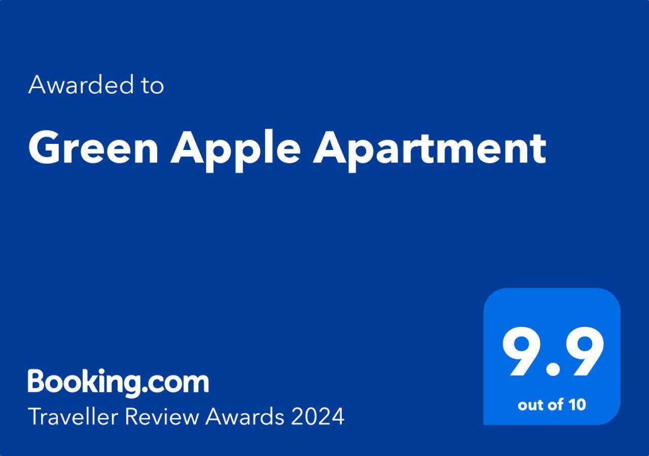Green Apple Apartment