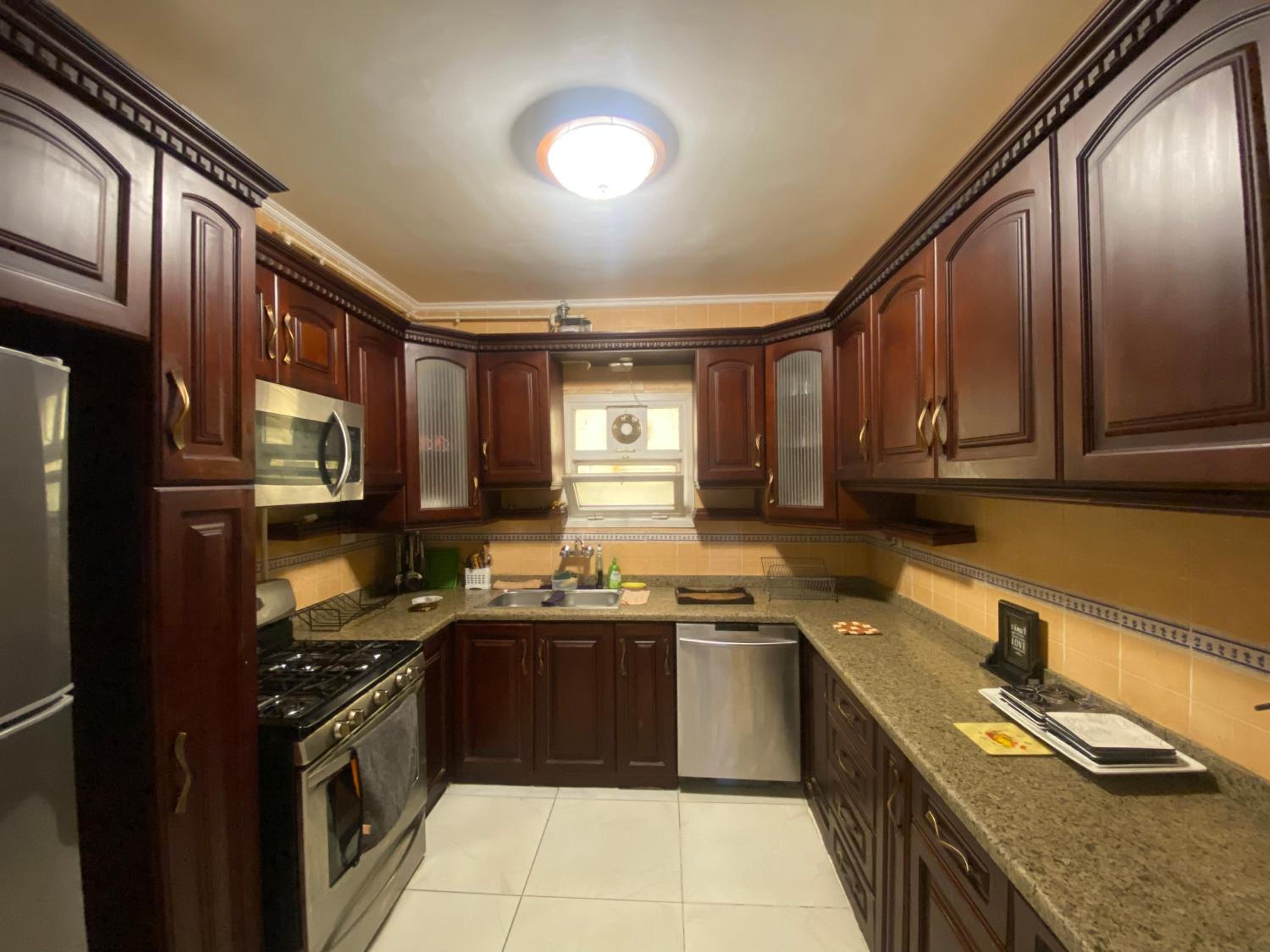 Elegant and Spacious Luxury Apartment in Al Rehab gated community, New Cairo