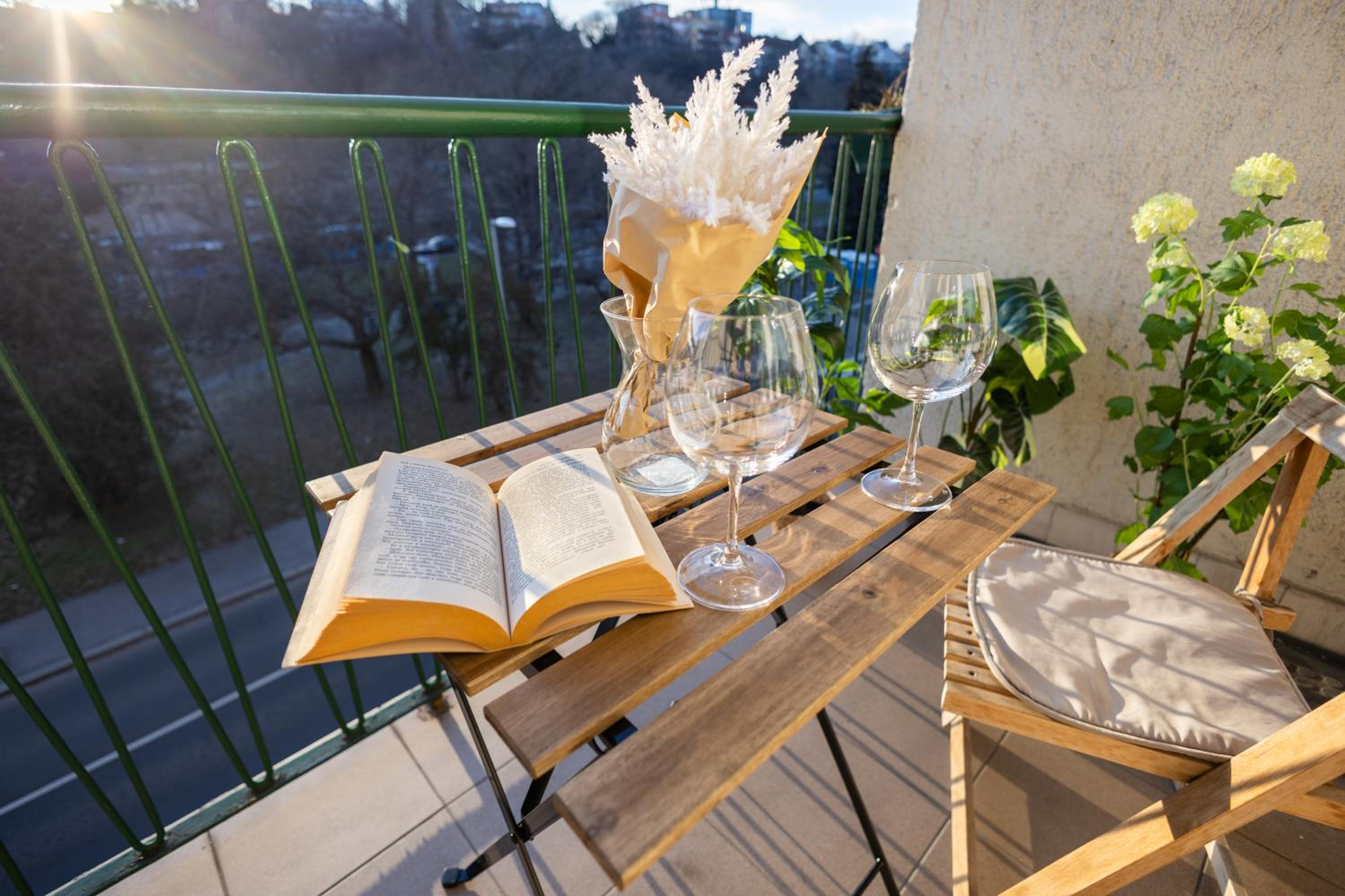 balance & terrace