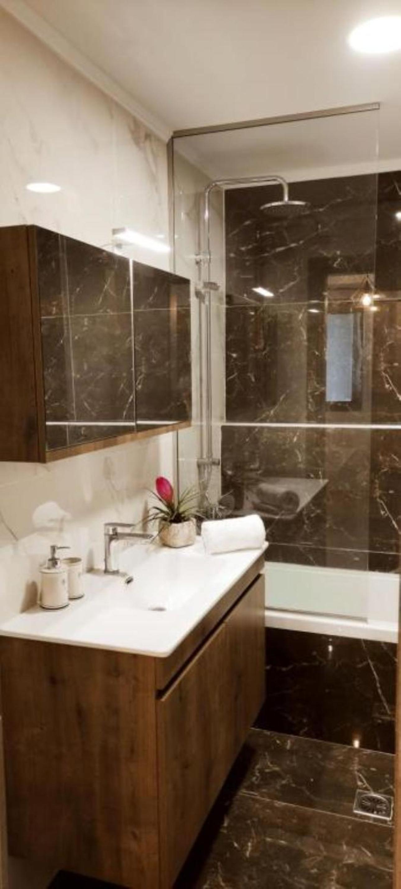 EZITH LUXURY APARTMENTS photo 4