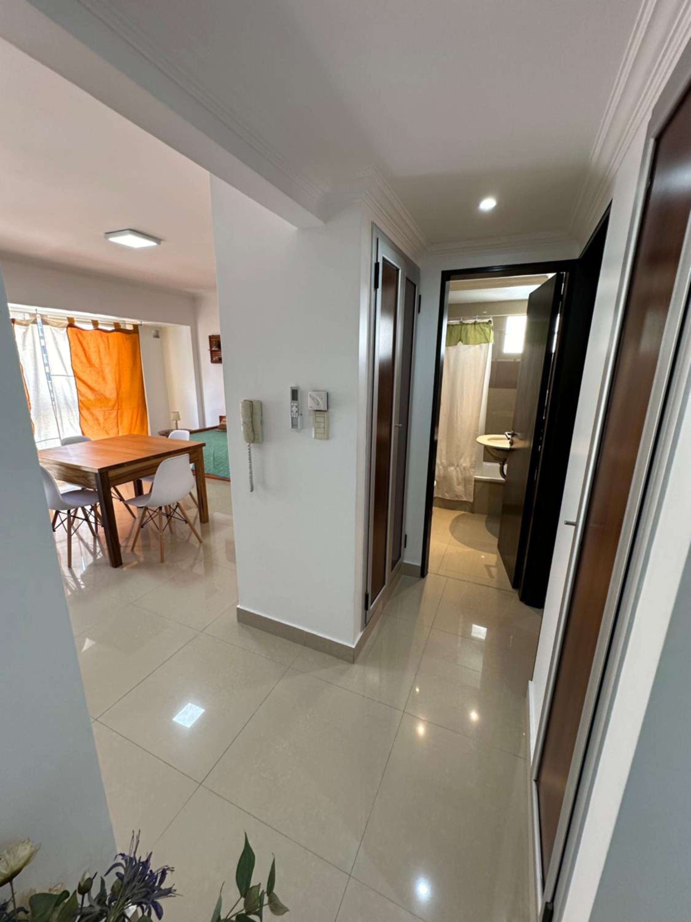 Departamento en zona Shopping Alto Noa, Salta Capital