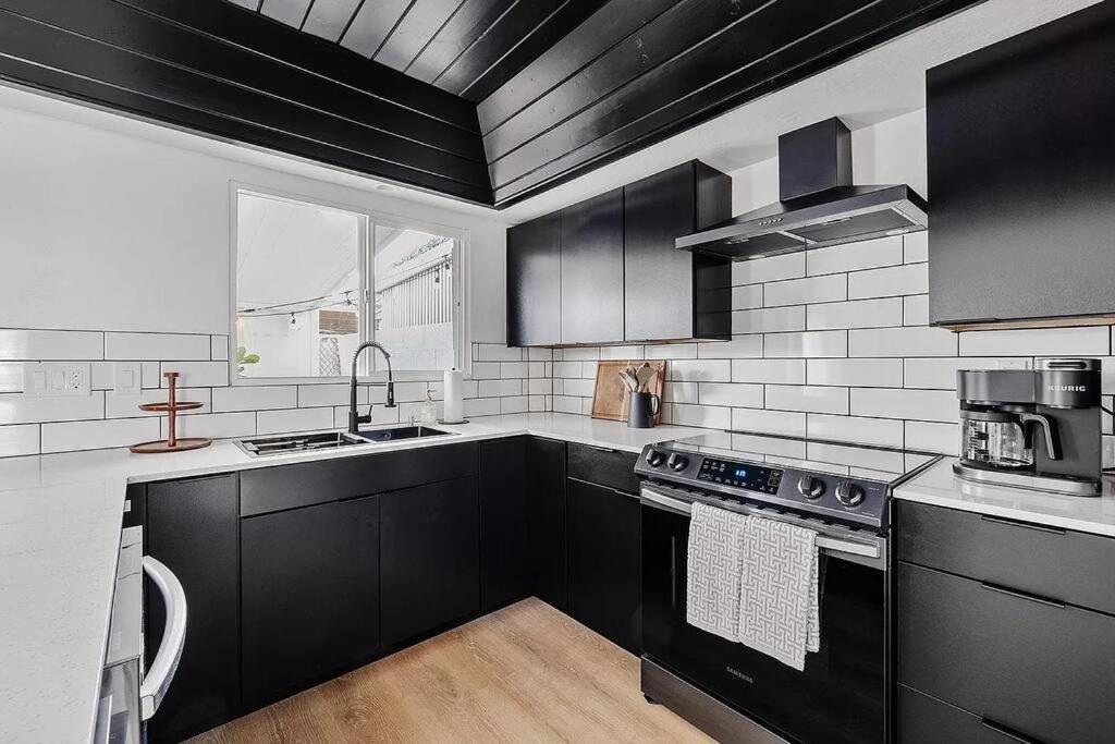 Serene & Stylish Townhouse in Scottsdale, 3bd/3bth view 3