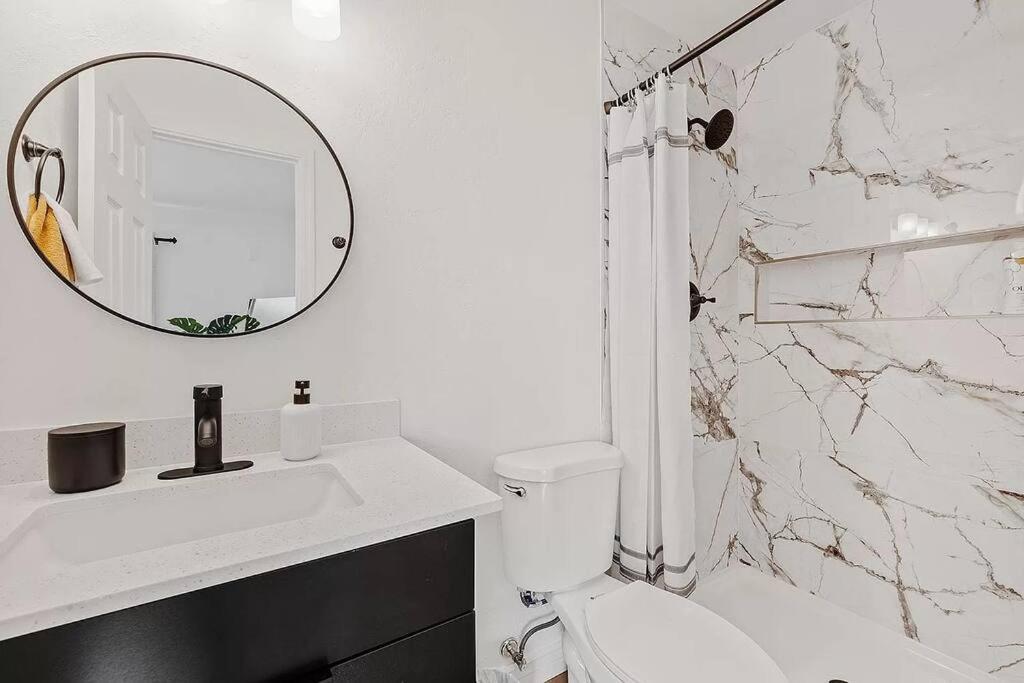 Serene & Stylish Townhouse in Scottsdale, 3bd/3bth view 4